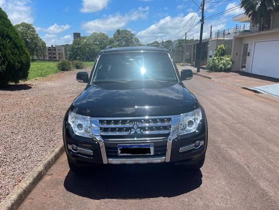 MITSUBISHI PAJERO FULL 3.2 HPE 4X4 16V TURBO INTERCOOLER DIESEL 4P AUTOMÁTICO